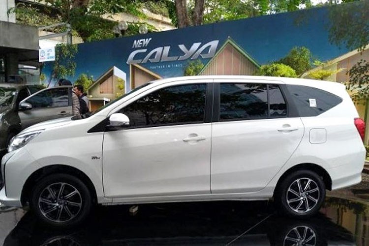 Can canh MPV 7 cho Toyota Calya chi tu 228 trieu dong-Hinh-7