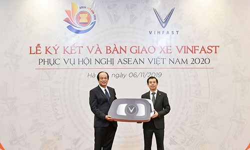 Xe oto VinFast la phuong tien chinh cho Hoi nghi ASEAN 2020-Hinh-2