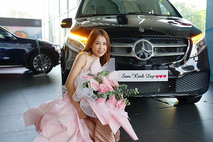 Hot girl Sam tau Mercedes-Benz V250 Luxury hon 2,5 ty dong-Hinh-8