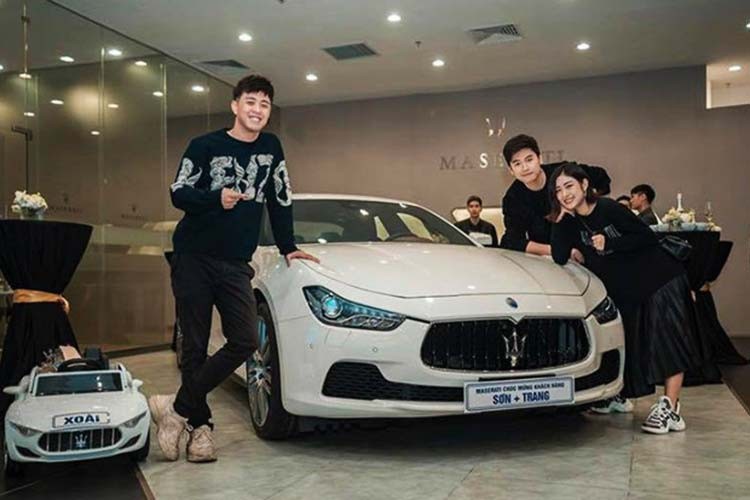 Vo chong Trang Lou sam Maserati Ghibli gan 5 ty dong-Hinh-3