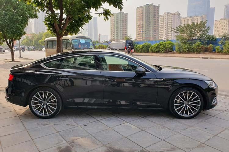 Xe sang Audi A5 “hang thua” APEC chi 1,9 ty dong o Ha Noi-Hinh-10