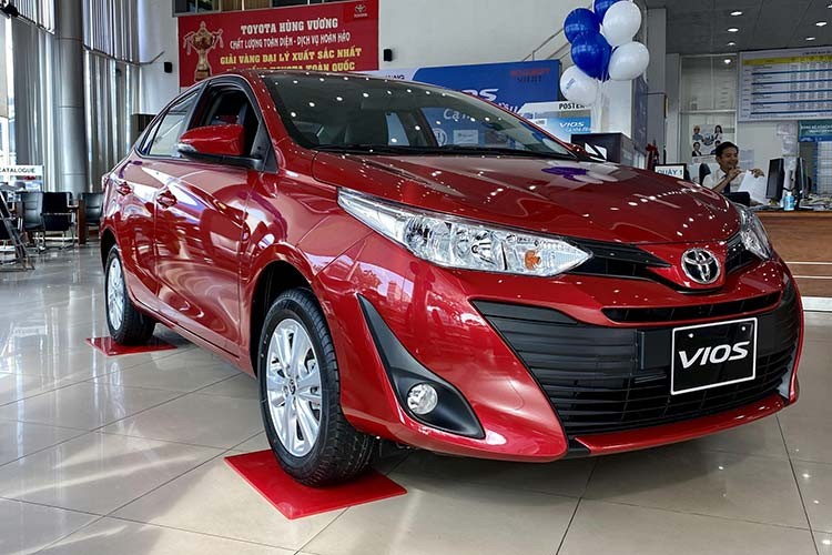 Hyundai Accent vuot mat Toyota Vios, ban chay nhat Viet Nam-Hinh-3