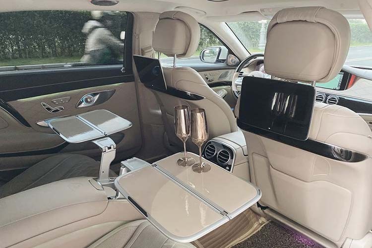 Diep Lam Anh ban Mercedes-Maybach gan 7 ty, tang kem tui Chanel-Hinh-7