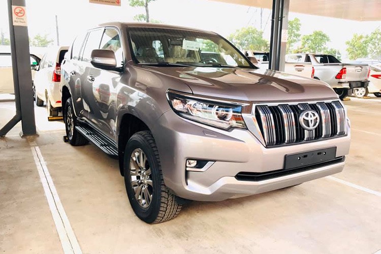 Can canh Toyota Land Cruiser Prado 2020 hon 2,3 ty tai Viet Nam-Hinh-10