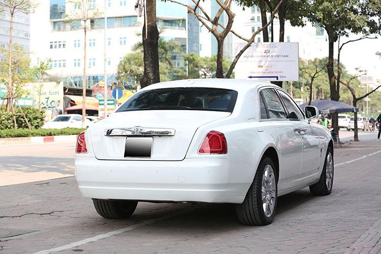 Can canh Rolls-Royce Ghost dung 10 nam hon 9 ty o Ha Noi-Hinh-9
