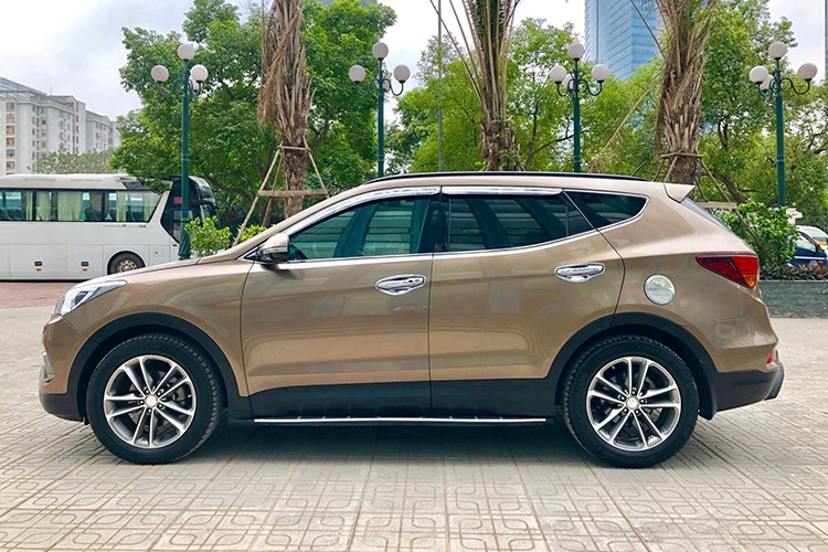 Hyundai SantaFe 2016 dung chan, ban hon 900 trieu tai Viet Nam-Hinh-9