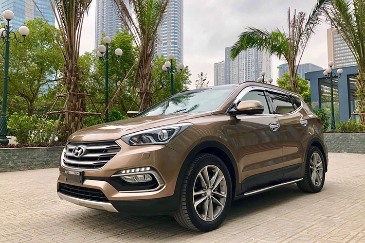 Hyundai SantaFe 2016 dung chan, ban hon 900 trieu tai Viet Nam