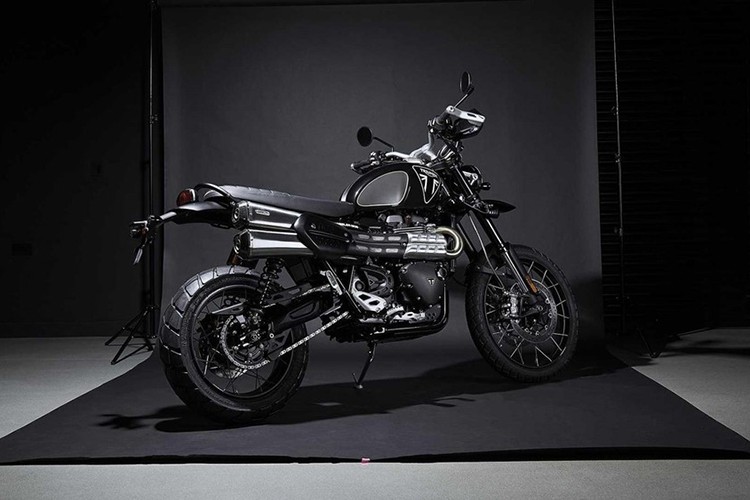 Ra mat Triumph Scrambler 1200 Bond Edition tu 432 trieu dong-Hinh-2