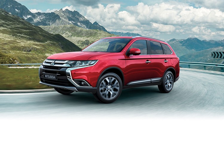 Mitsubishi Outlander 2.4 tai Viet Nam 