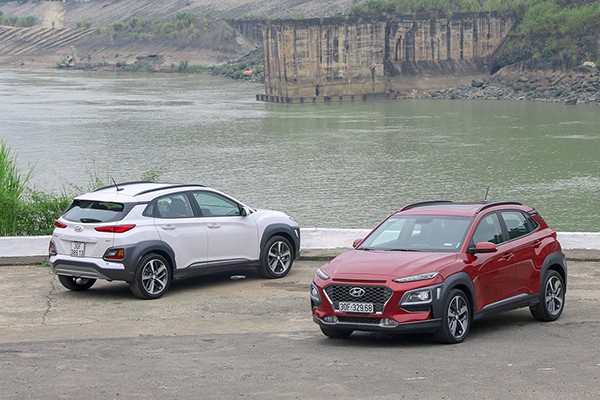 Hyundai Kona se giam toi 45 trieu dong nho phi truoc ba moi