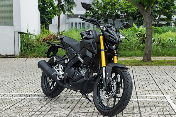 Yamaha YZF-R15 va MT-15 moi giam gia manh tai Viet Nam-Hinh-3