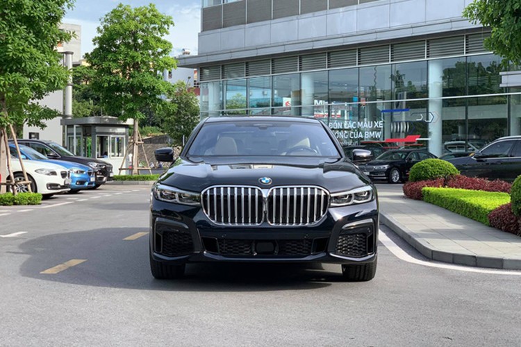 BMW 740Li M Sport 2020 tien ty dau tien ve Viet Nam-Hinh-11