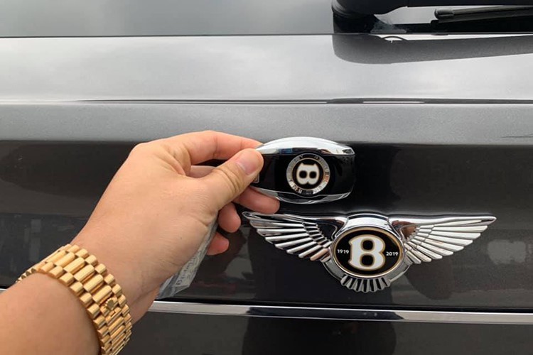 Dai gia Sai thanh ra bien cho Bentley Bentayga V8 gan 20 ty-Hinh-8