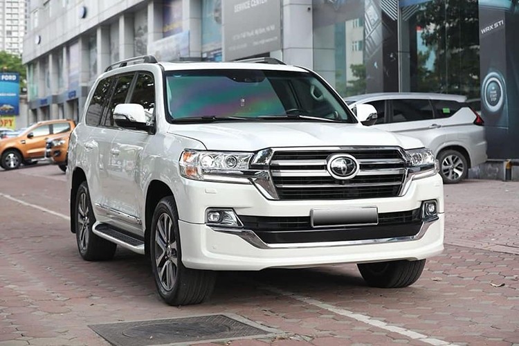 TOYOTA Land Cruiser VXR 2016 giá tốt nhất tại showroom HÀ NỘI CAR