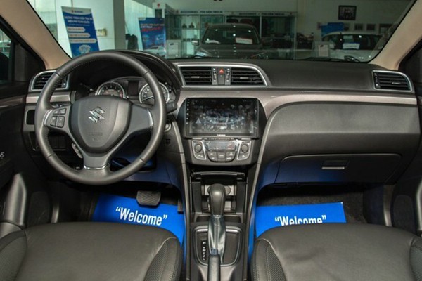 Vua ra mat, Suzuki Ciaz 2020 tai Viet Nam giam toi 30 trieu dong-Hinh-2