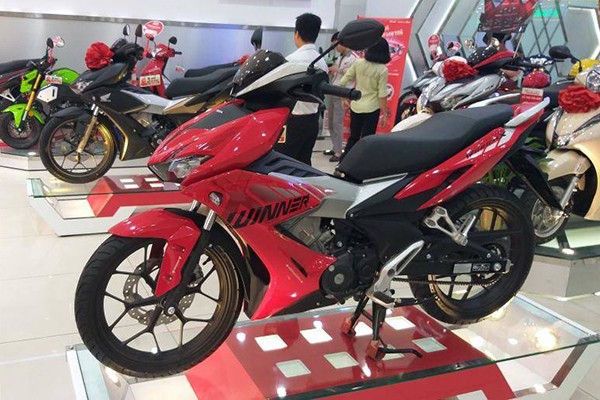 Honda Winner X tang giam gia kinh hoang, nguoi dung hoang mang