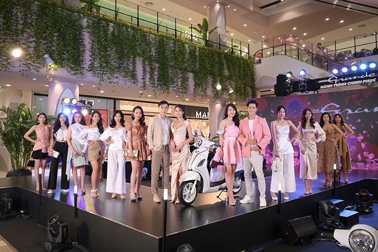 Ninh Duong Lan Ngoc bung no cung Yamaha Grande Fashion Show-Hinh-10