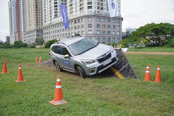 Subaru va 4 cong nghe dinh vi loi di rieng tai Viet Nam-Hinh-6