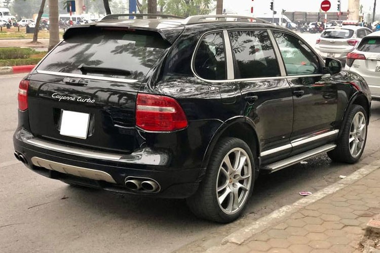 Chi tiet SUV hang sang Porsche Cayenne chi hon 800 trieu o Ha Noi-Hinh-7