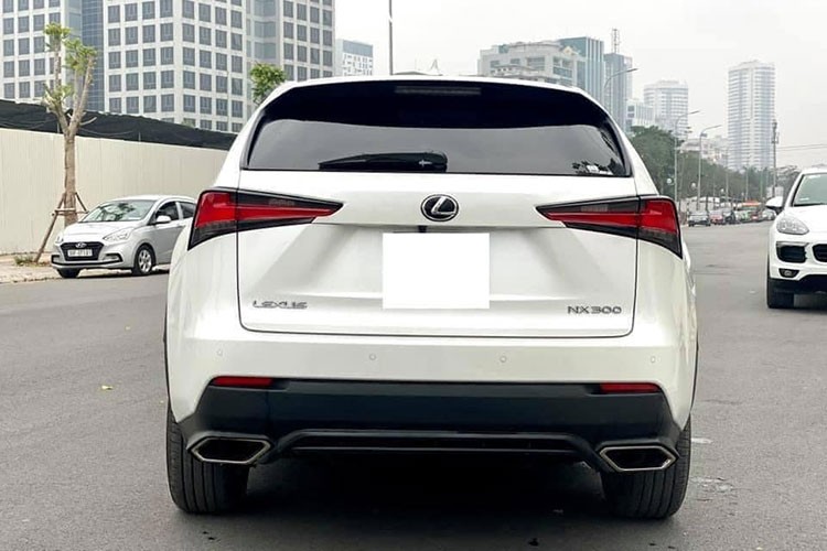 Lexus NX 300 