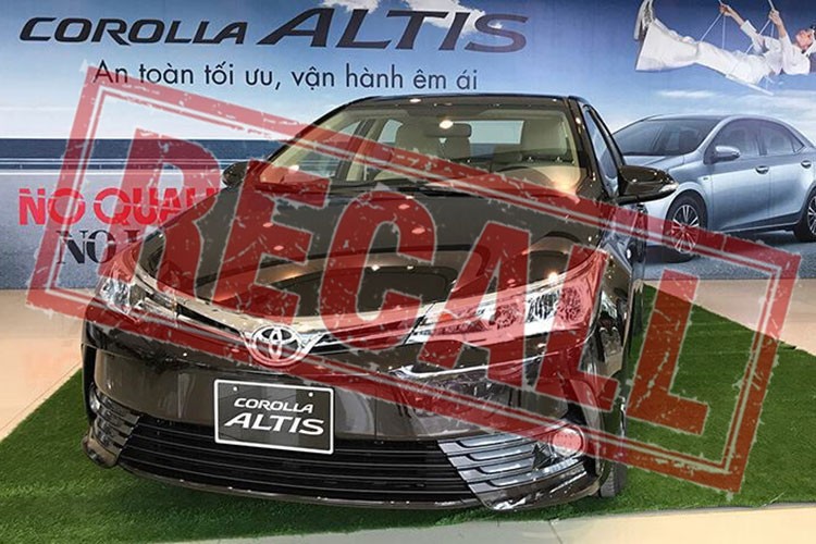 Trieu hoi 166 xe Toyota Corolla Altis tai Viet Nam do loi bom xang-Hinh-2