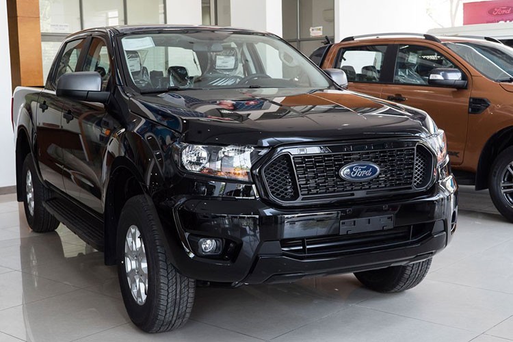 Top oto ban chay nhat Viet Nam 3/2021 - Ford Ranger len dinh