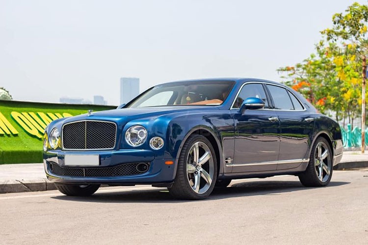 Xe sang Bentley Mulsanne Speed chay 5 nam, ban hon 17 ty o Ha Noi