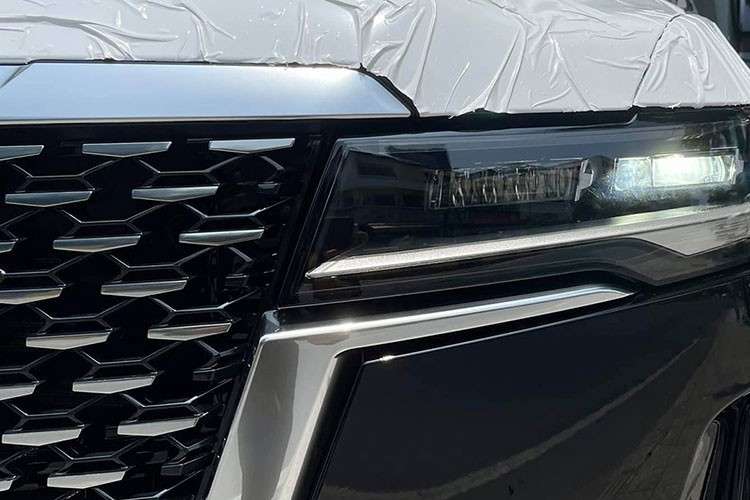 “Dap thung” Cadillac Escalade 2021, khong duoi 8 ty tai Viet Nam-Hinh-3