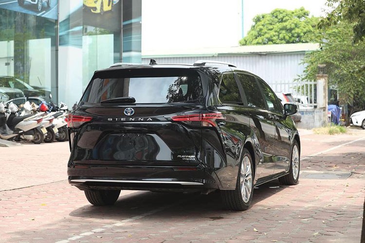 Can canh Toyota Sienna Platinum 2021 hon 4,1 ty dong tai Ha Noi-Hinh-4