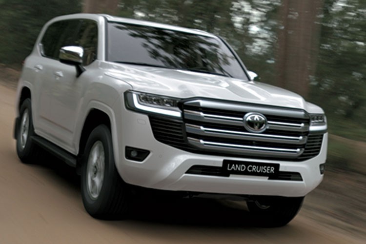 Can canh Toyota Land Cruiser 2022 tu 4,06 ty dong tai Viet Nam