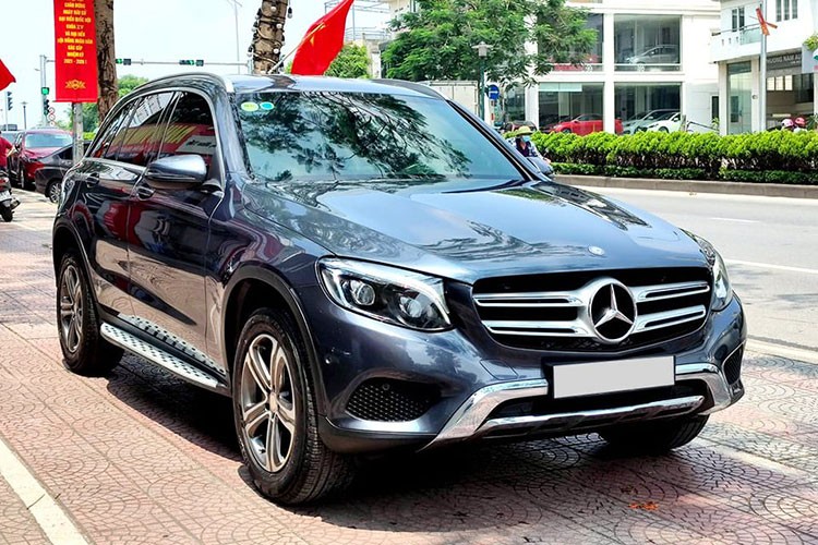 Chi tiet Mercedes-Benz GLC 250 chay 5 nam, 