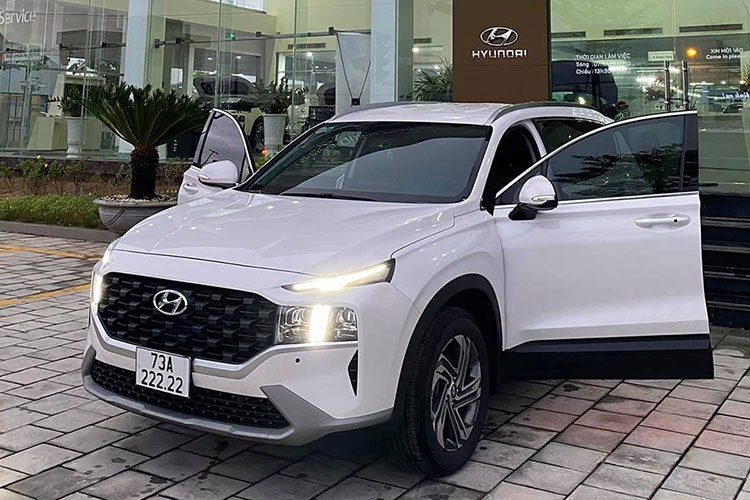 Hyundai SantaFe 2021 trung bien 