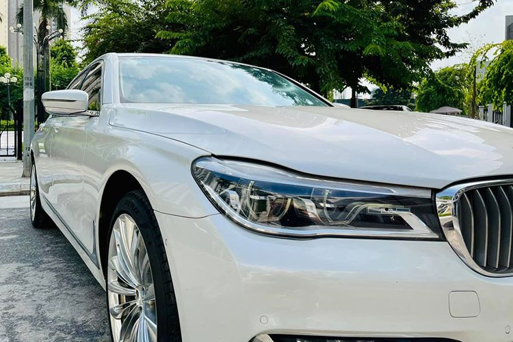 Chay 5 nam, xe sang BMW 730Li o Ha Noi 