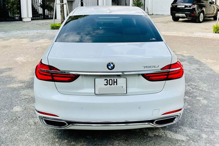 Chay 5 nam, xe sang BMW 730Li o Ha Noi 