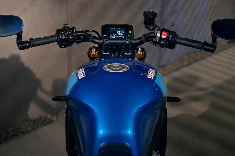 Yamaha XSR900 2022 lo dien - chiec naked-bike nang cap dang tien-Hinh-4