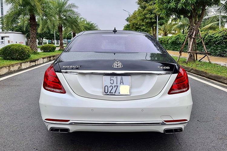 Mercedes-Maybach S600 chay 6 nam, dai gia Sai Gon 