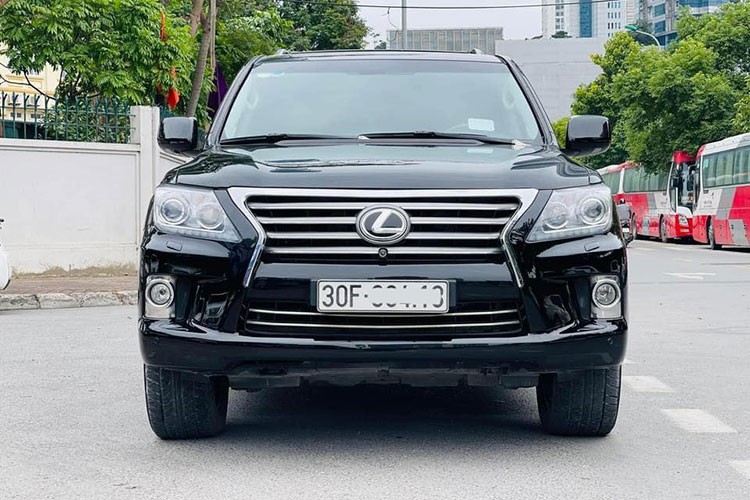 Lexus LX570 