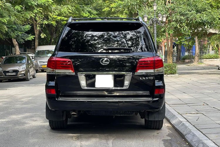 Lexus LX570 