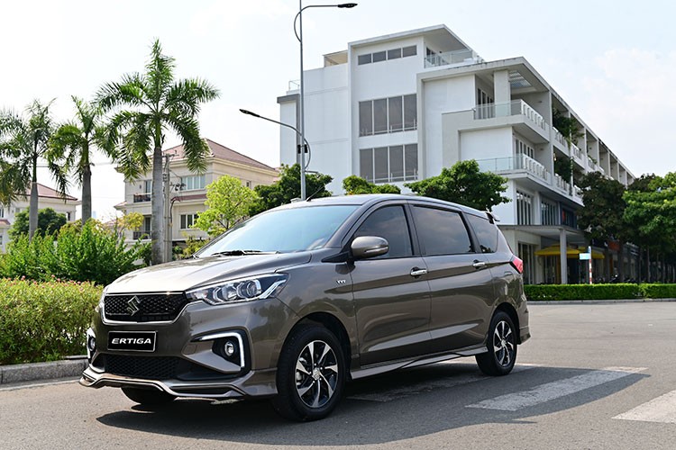 Mua xe 7 cho cho gia dinh, kho co the bo qua Suzuki Ertiga-Hinh-7