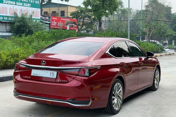 Lexus ES250 doi 2019, 