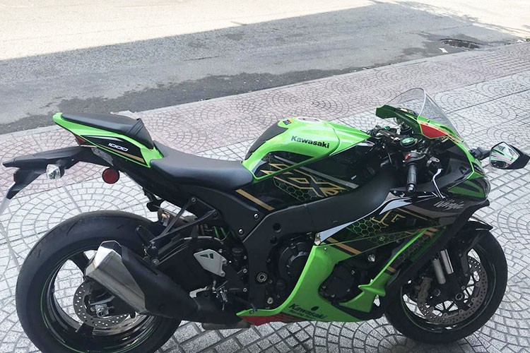 Kawasaki ZX-10R hon 720 trieu cua ke cuop ngan hang Hai Phong-Hinh-7