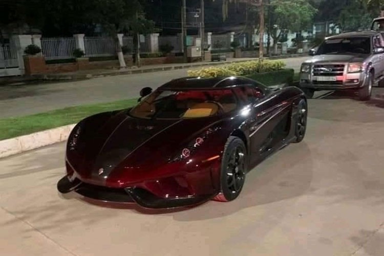 Vo Hoang Kim Khanh he lo, mua Koenigsegg Regera... chi 200 ty dong-Hinh-10