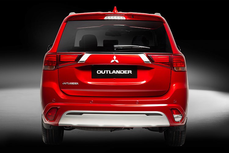 Can canh Mitsubishi Outlander 2022 moi, tu 825 trieu tai Viet Nam-Hinh-11