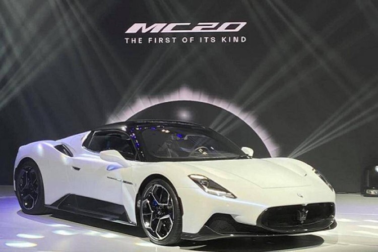 Maserati MC20 tri gia 220.000 Euro ve tay tien dao Lukaku-Hinh-3