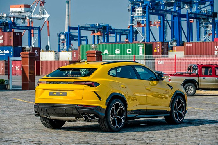 Lamborghini Urus chinh hang tai Viet Nam ban ra chi tu 13 ty dong-Hinh-3