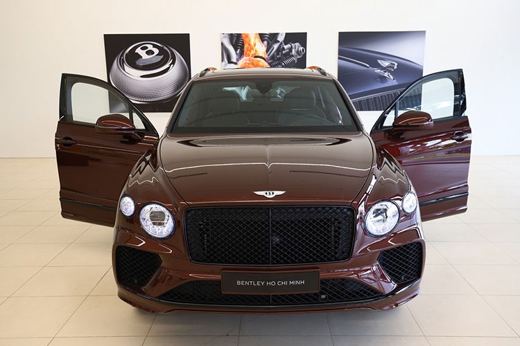 Bentley Bentayga V8 First Edition hon 21 ty dong 