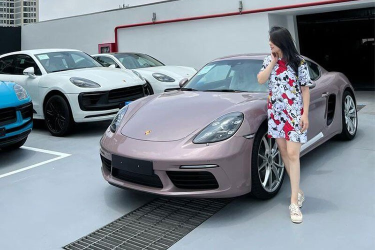 Can canh Porsche 718 Cayman tu 3,6 ty cua 