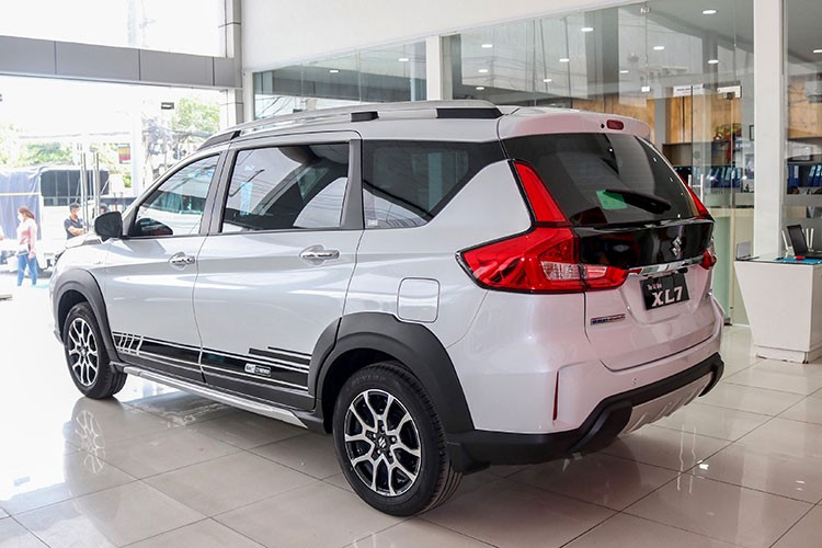 Mitsubishi Xpander ban gan 3000 xe tai Viet Nam, 