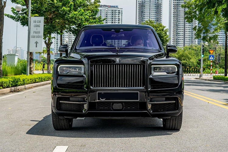 Tan thay Rolls-Royce Cullinan Black Badge 2022 hon 40 ty tai Ha Noi-Hinh-12