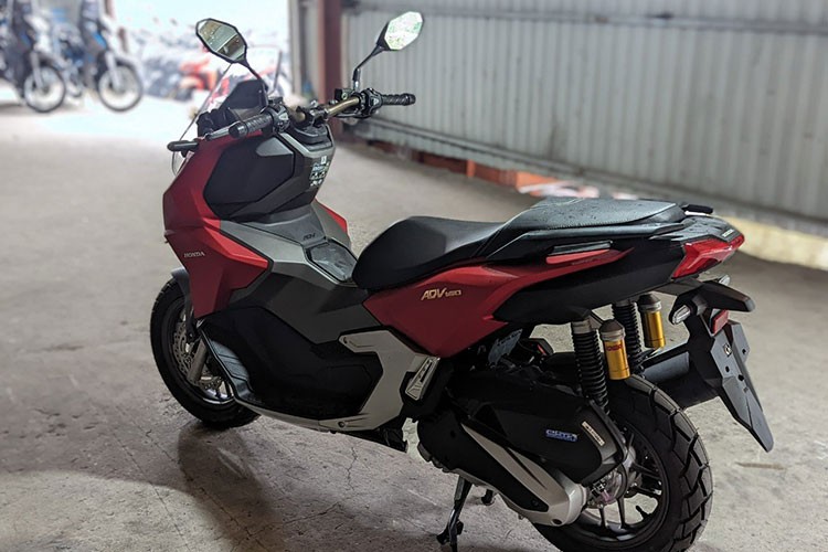 Can canh Honda ADV 160 nhap khau, hon 90 trieu tai Viet Nam-Hinh-2